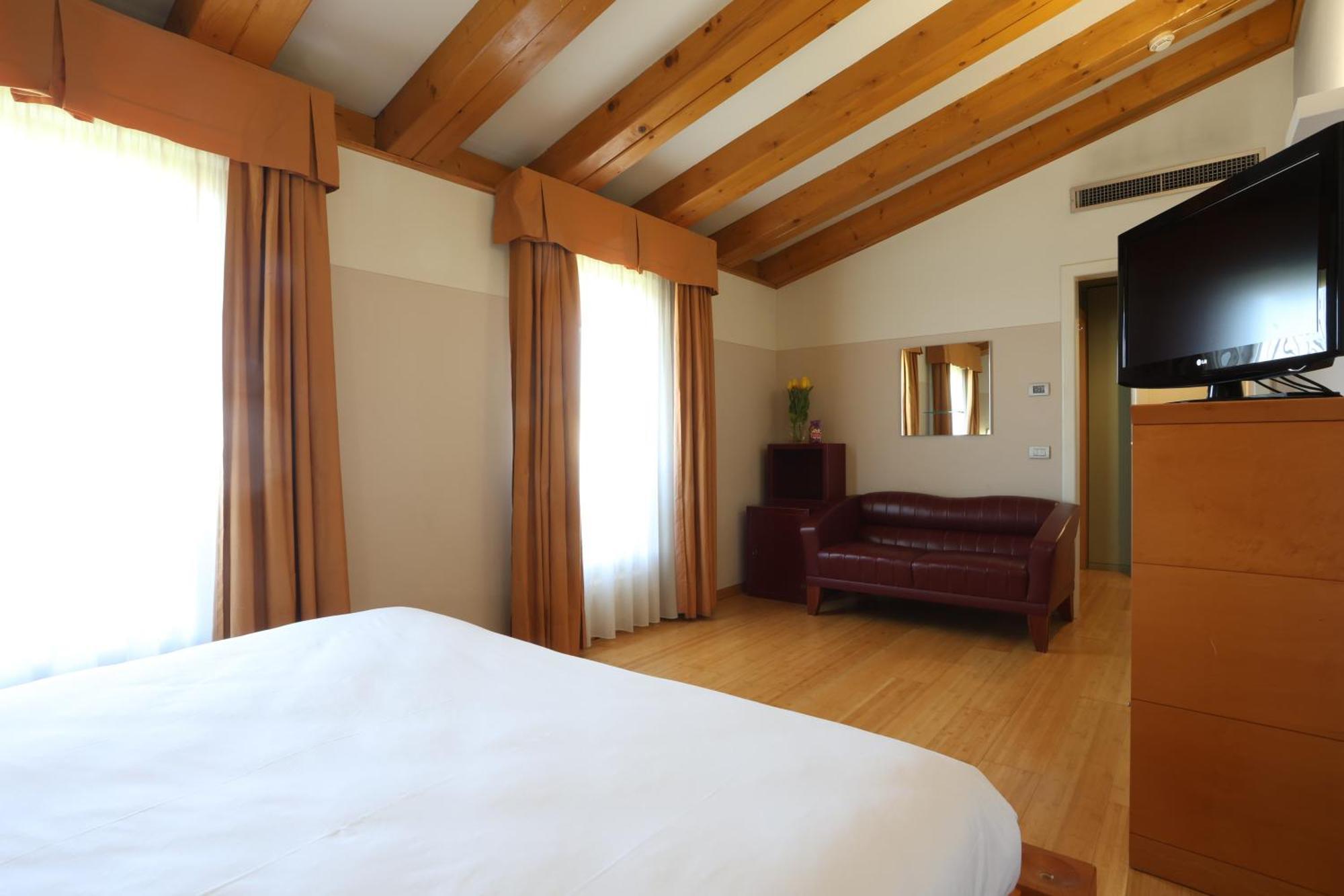 Hotel Della Torre 1850 Ponte San Marco Экстерьер фото