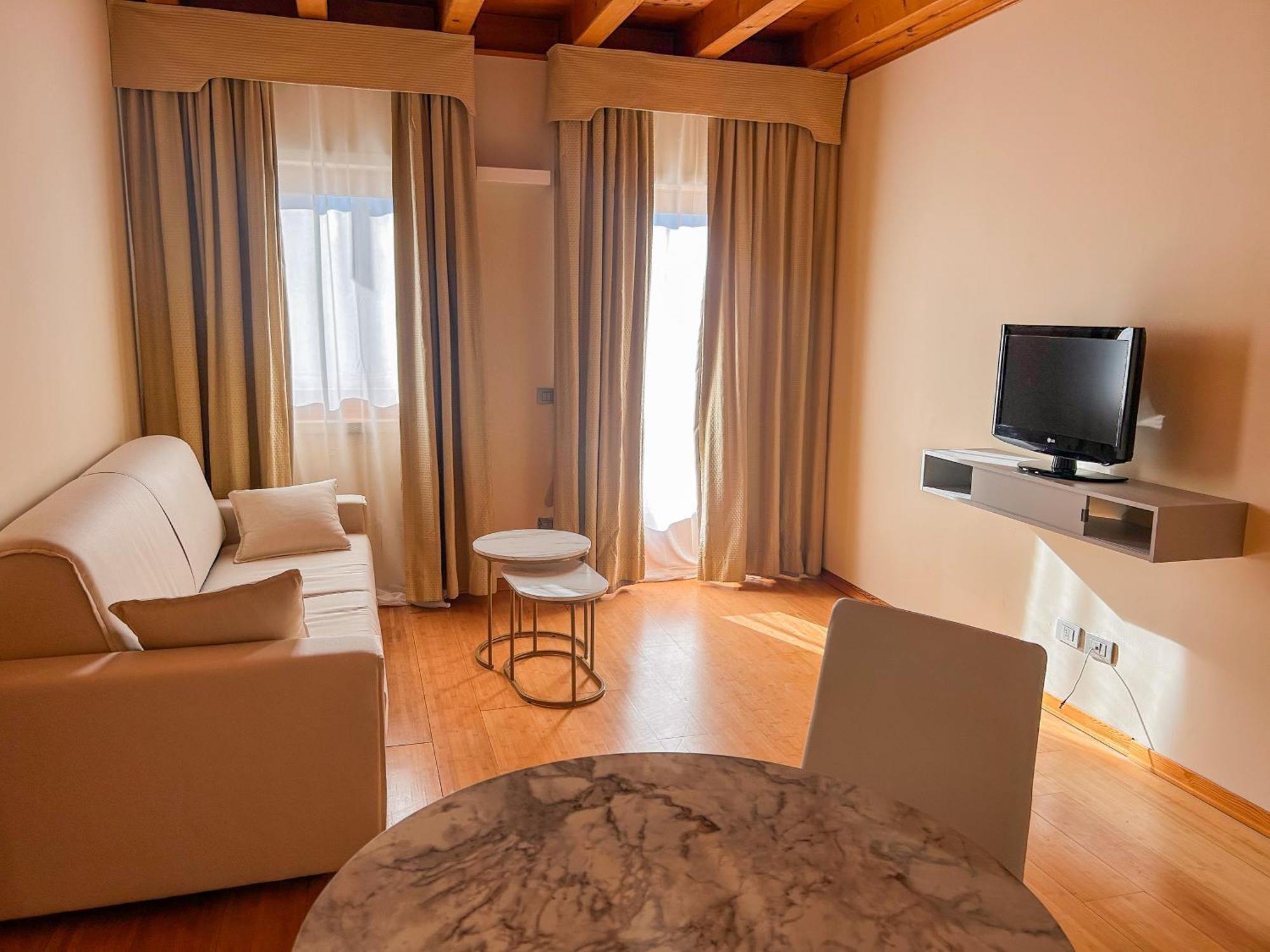 Hotel Della Torre 1850 Ponte San Marco Экстерьер фото